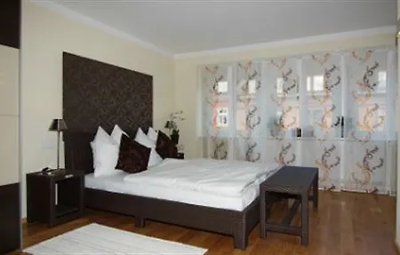 Hotel Boardinghouse 3*