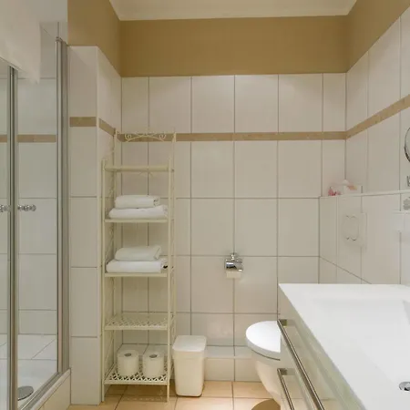 Szálloda Boardinghouse 3*