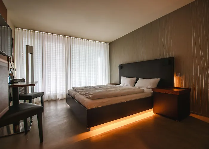 Boardinghouse 酒店 3*