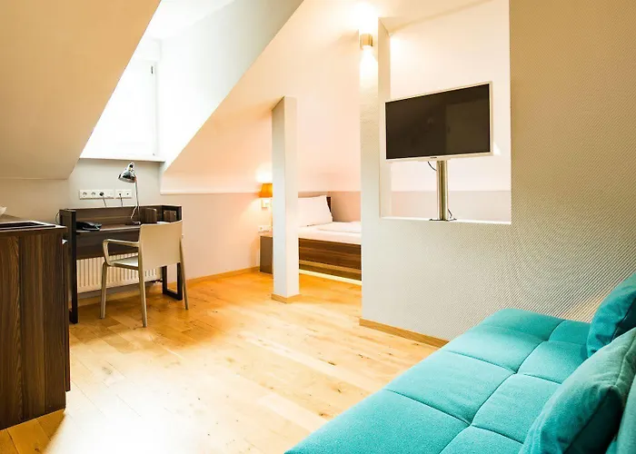 酒店 Boardinghouse